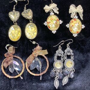 4 Pairs vintage Gothic Victorian appeal earrings
